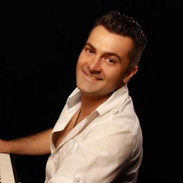 کاور آهنگ وسوسه از آرمین نصرتی