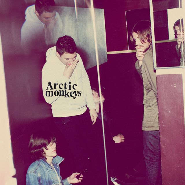 متن آهنگ Secret Door از Arctic Monkeys کاور آهنگ Secret Door از Arctic Monkeys