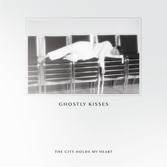 متن آهنگ Spellbound از Ghostly Kisses کاور آهنگ Spellbound از Ghostly Kisses