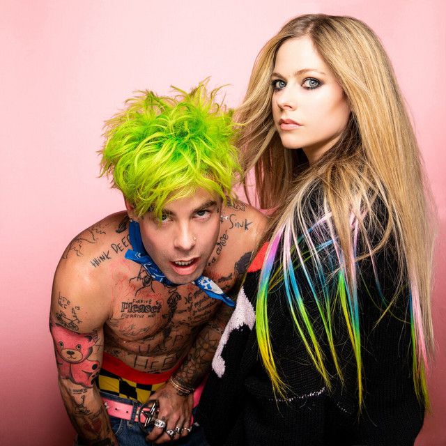 کاور آهنگ Flames (feat. Avril Lavigne) از Avril Lavigne