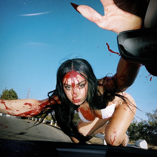 متن آهنگ Beg for You (feat. Rina Sawayama) از Charli XCX