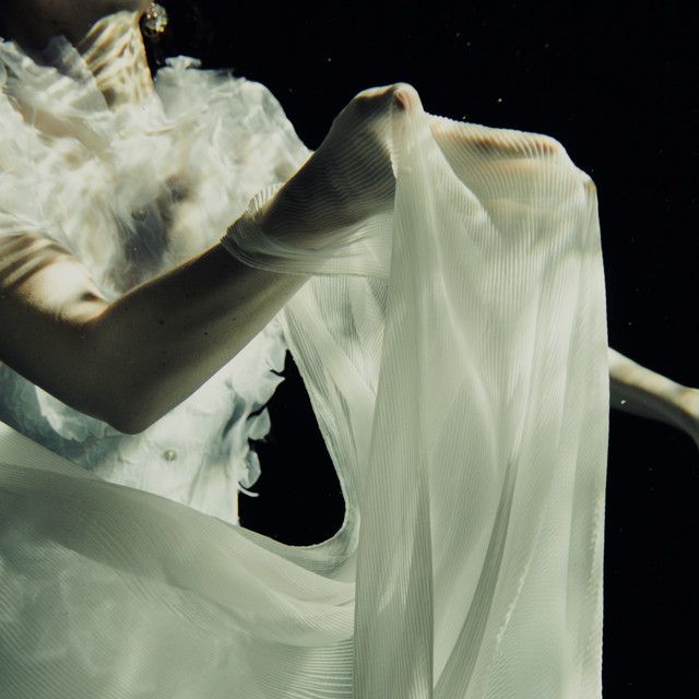 متن آهنگ Blackbirds از Ghostly Kisses