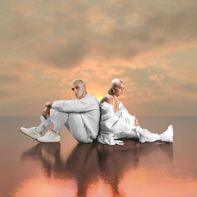 کاور آهنگ fuck, i'm lonely از Anne-Marie