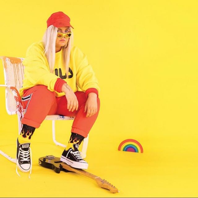 متن آهنگ Dance Monkey (DJ Noiz Remix) از Tones And I
