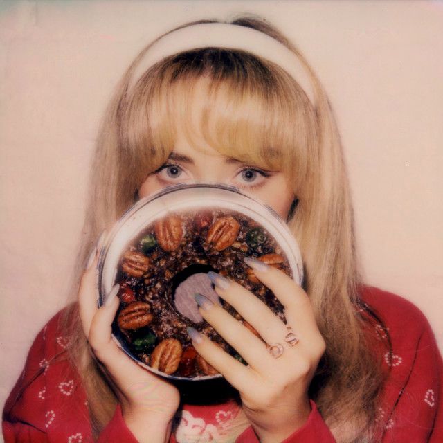 متن آهنگ santa doesn’t know you like i do از Sabrina Carpent