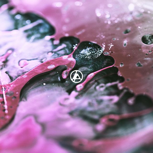 متن آهنگ Two Faced از Linkin Park