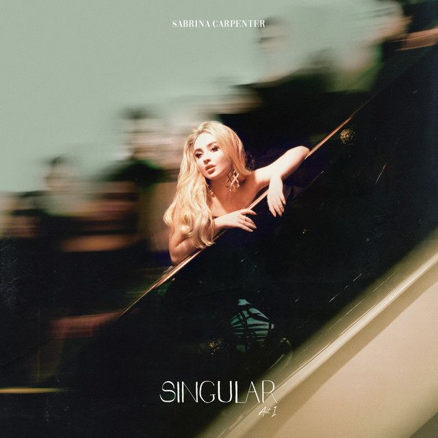 متن آهنگ Hold Tight از Sabrina Carpenter کاور آهنگ Hold Tight از Sabrina Carpenter