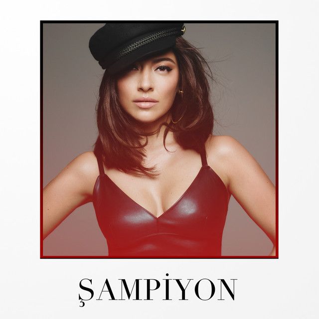 متن آهنگ Kafa Tutuyor از Hadise