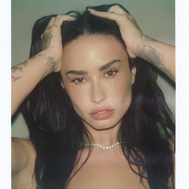 متن آهنگ Kiss - Tropkillaz Remix از Demi Lovato کاور آهنگ Kiss - Tropkillaz Remix از Demi Lovato