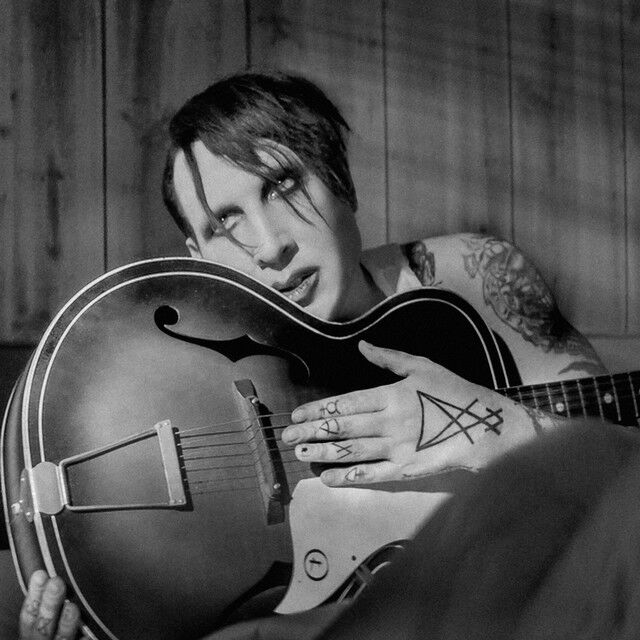 متن آهنگ God's Gonna Cut You Down از Marilyn Manson