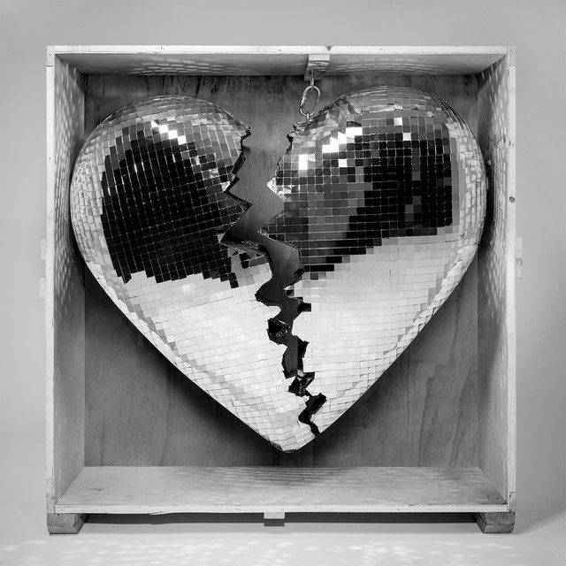 متن آهنگ Nothing Breaks Like a Heart - Live از Miley Cyrus