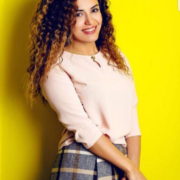 متن آهنگ Gozlerine Bakinca Senin از Çınare Melikzade