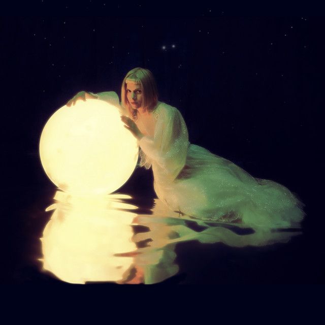 متن آهنگ A Temporary High - Acoustic از AURORA کاور آهنگ A Temporary High - Acoustic از AURORA