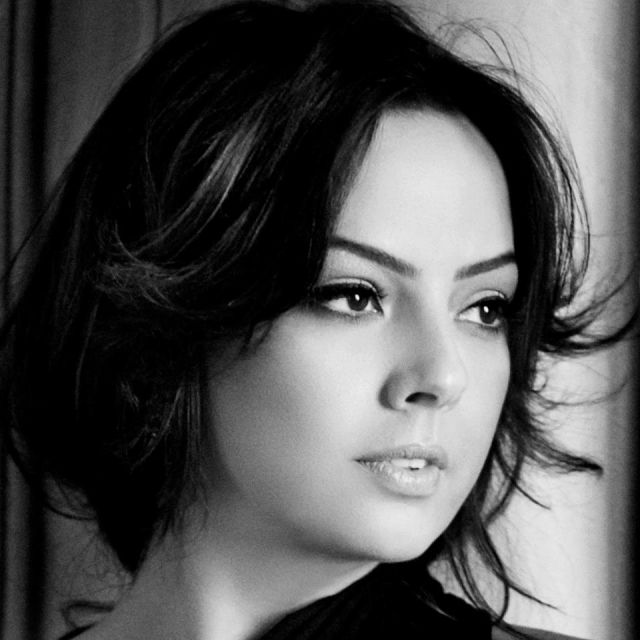 متن آهنگ Kime Ne از Ebru Gündeş کاور آهنگ Kime Ne از Ebru Gündeş