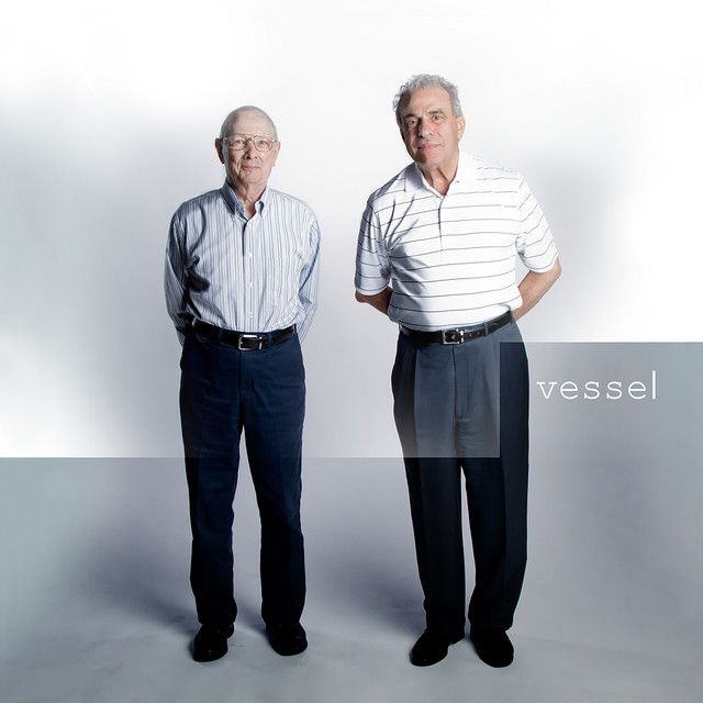 متن آهنگ Trees - Live at the LC Pavilion از Twenty One Pilot